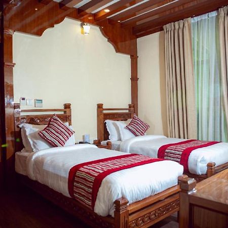 Surya Heritage Hotel Катманду Экстерьер фото