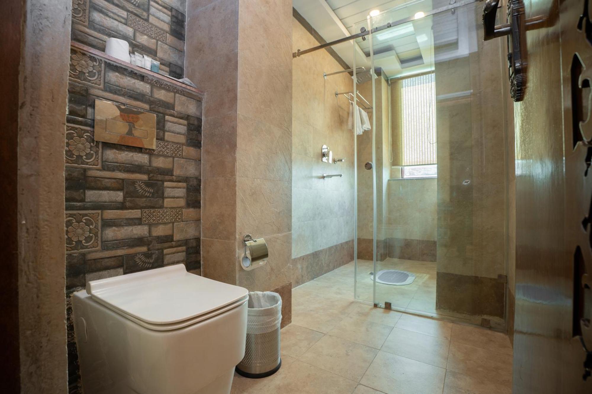 Surya Heritage Hotel Катманду Экстерьер фото